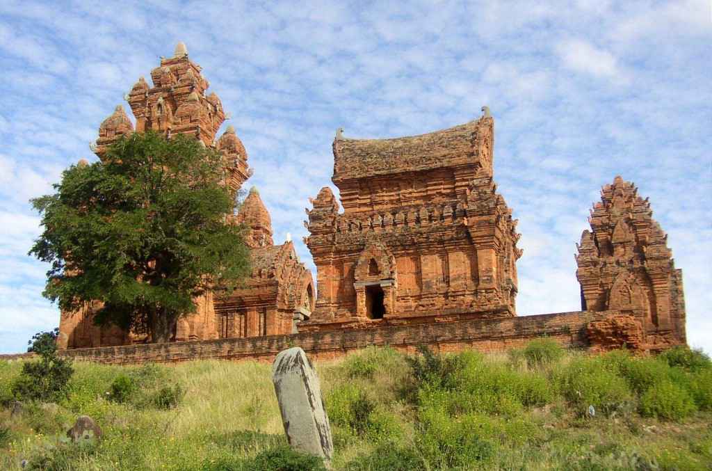 vé máy bay đi Quy Nhơn giá rẻ