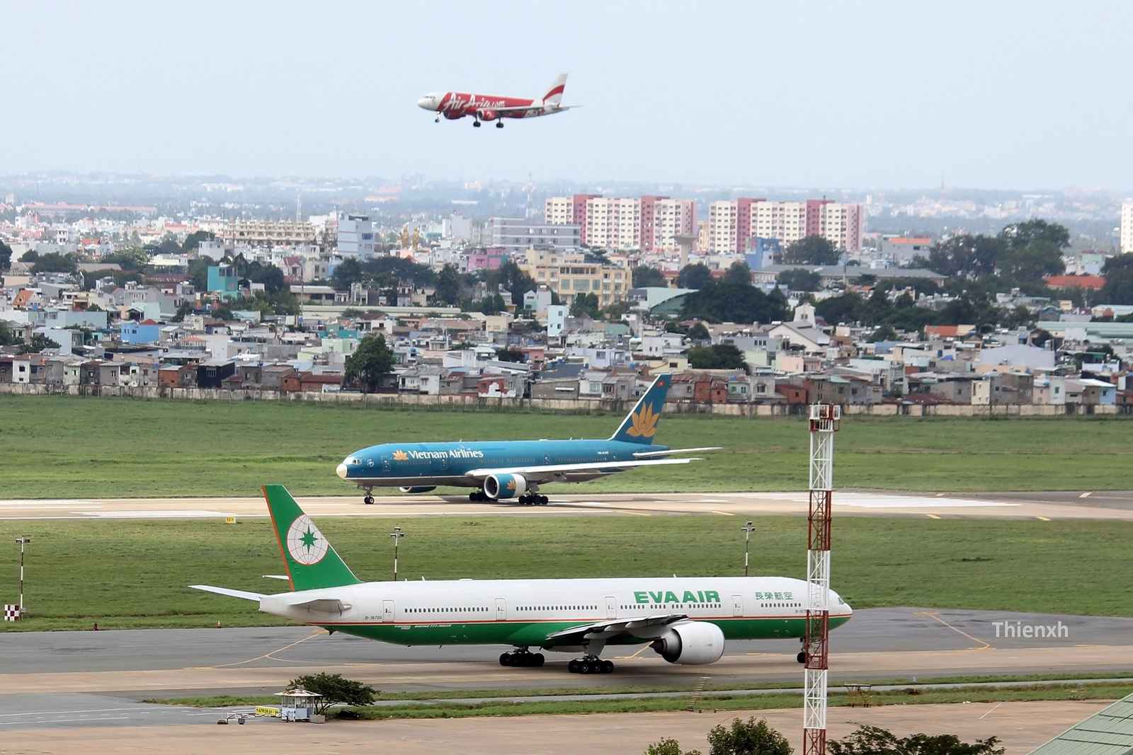 Vé máy bay đi Vinh giá rẻ