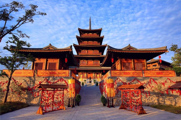Thăm thành Tương Dương – quê Hương của Gia Cát Lượng