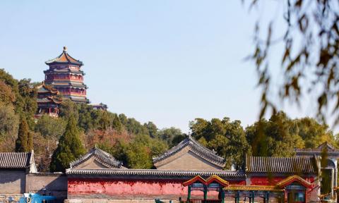 Tận Hưởng Vẻ Đẹp Thanh Bình Tại Di Hòa Viên Giữa Bắc Kinh Tấp Nập