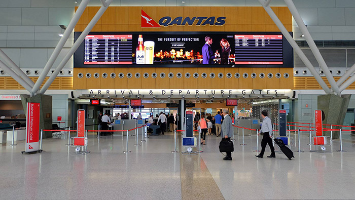  Qantas 6