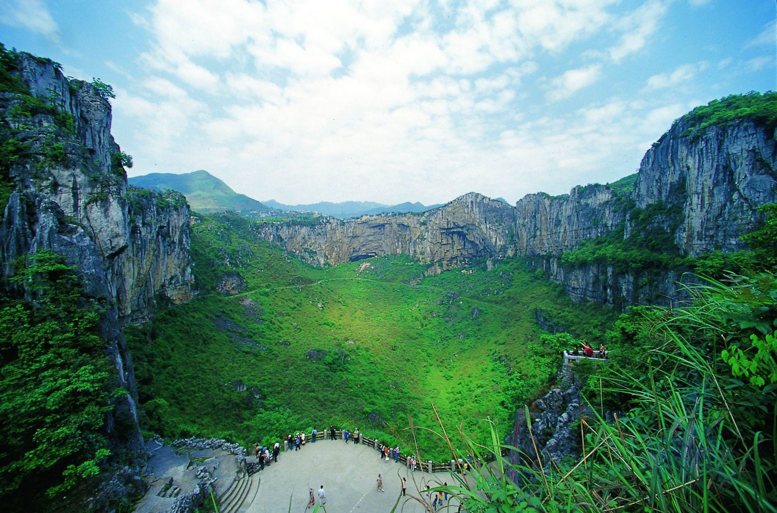 Công viên địa chất rừng đá Hưng Văn