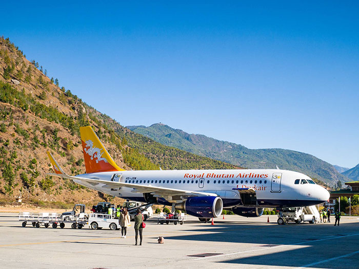 Vé máy bay đi Bhutan giá rẻ 12