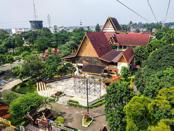 Vé máy bay giá rẻ đi Jakarta – Indonesia 10