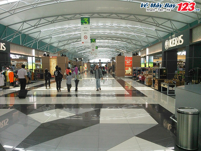 Sân bay quốc tế ở Indonesia