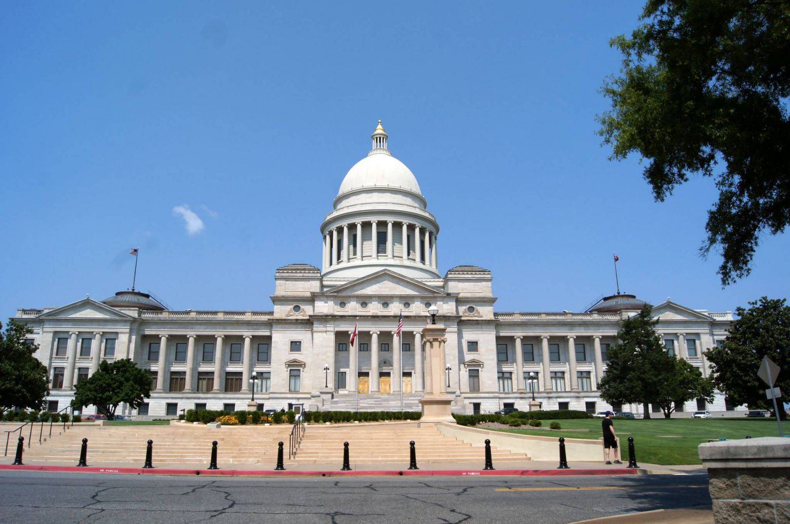 vé máy bay đi Little Rock giá rẻ
