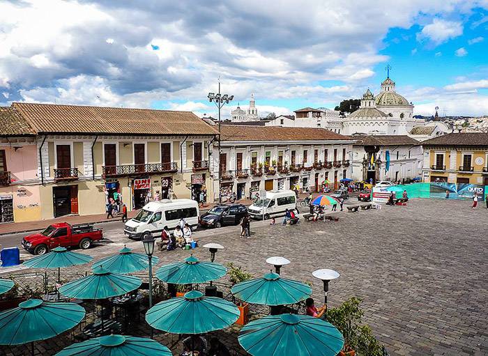 Vé máy bay giá rẻ đi Quito – Ecuador 3