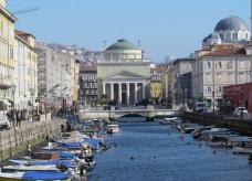 Vé máy bay giá rẻ đi Trieste – Ý